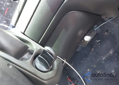 2010 Ford Crown Victoria Police Interceptor z USA, uszkodzony, nr VIN 2FABP7BV2AX139125